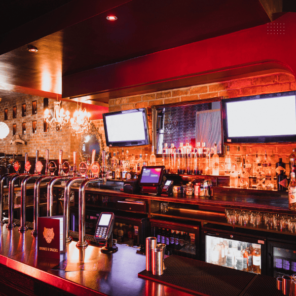Pub and Bar EPOS Solutions: Bar with no people in it.
